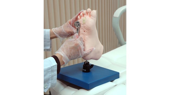 Kyoto Kagaku Medical foot Care Model provides training for the simple trimming of nails and callosities